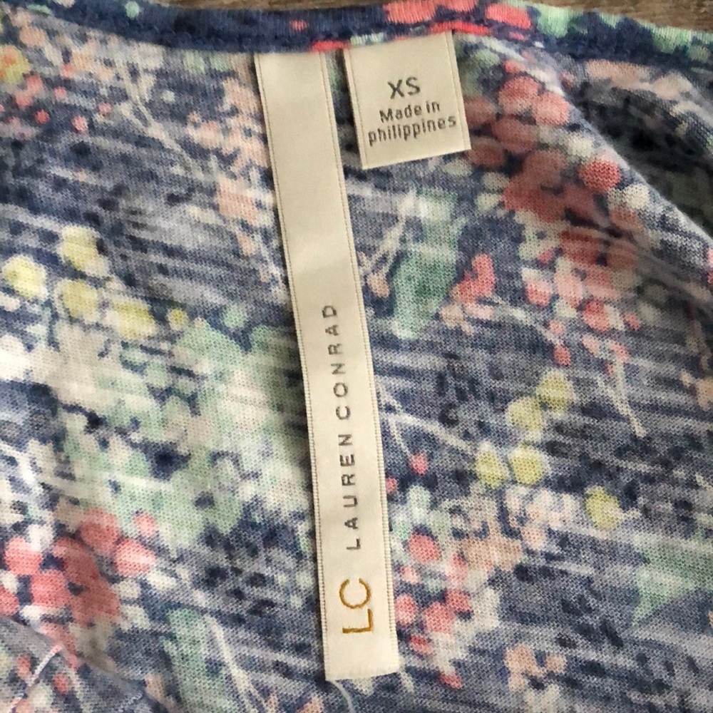 Floral tank top - Picture 4 of 4
